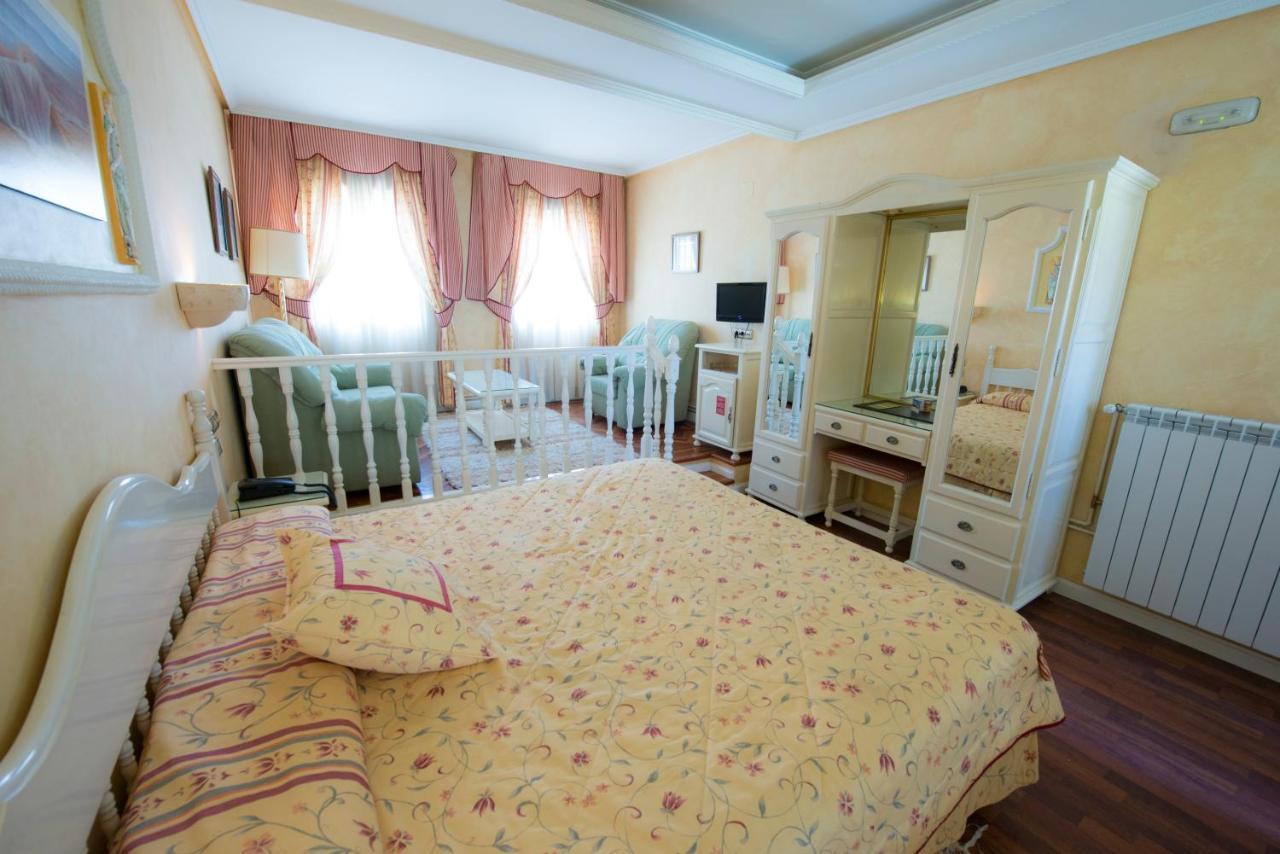 Los Arcos Dosbarrios ภายนอก รูปภาพ